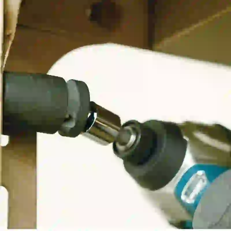 ADAPTADOR DE 1/4" HEX A 1/2" MAKITA E03436