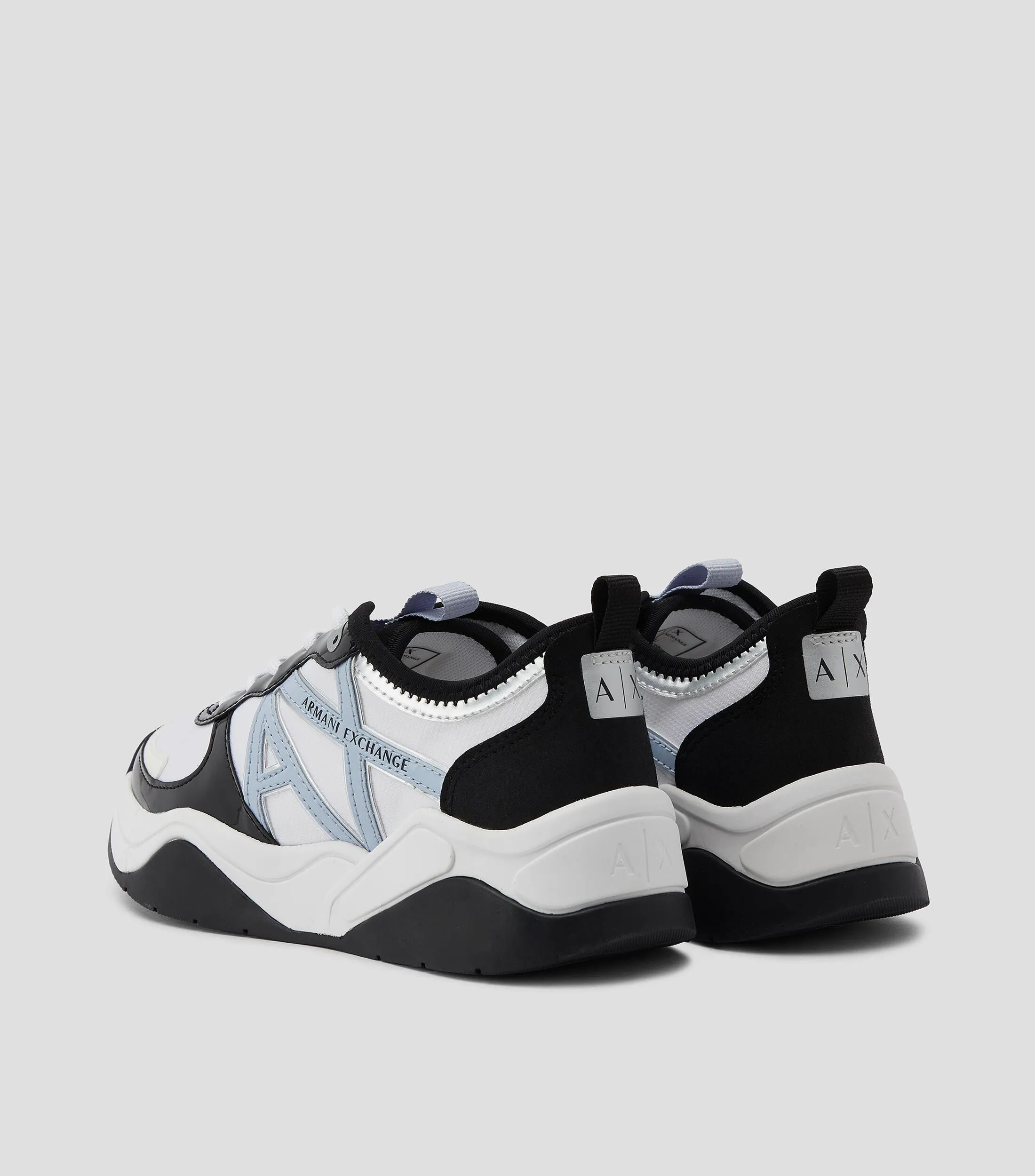 Armani Exchange Tenis con Logotipo y detalles a contraste Mujer