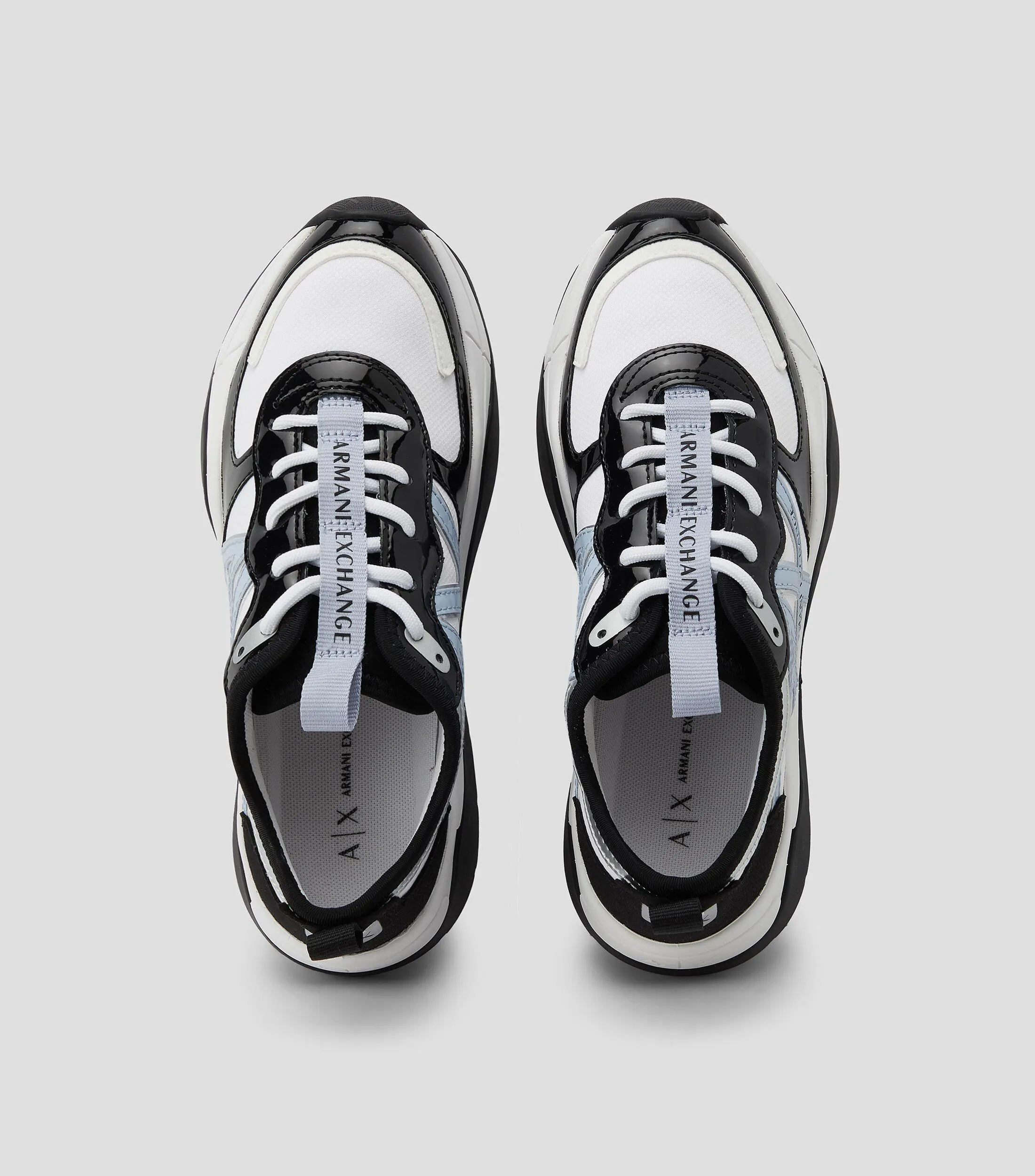 Armani Exchange Tenis con Logotipo y detalles a contraste Mujer