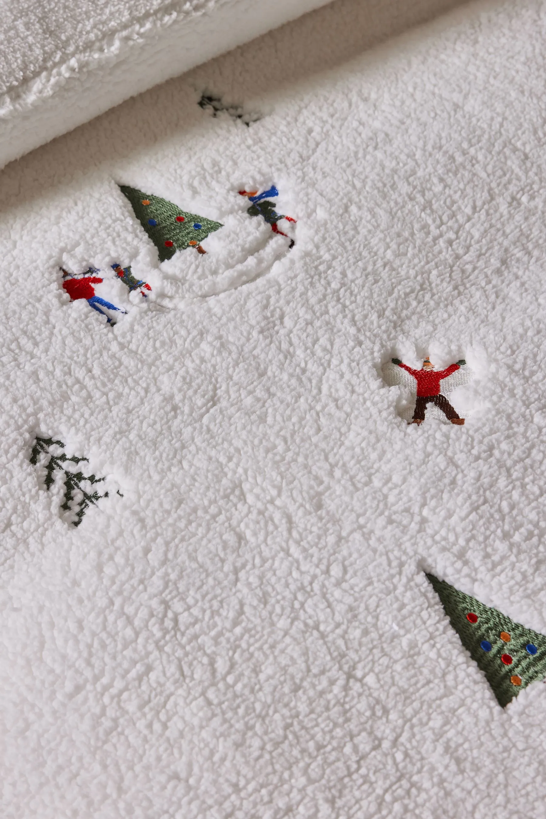 Christmas Embroidered Fleece Duvet Cover and Pillowcase Set