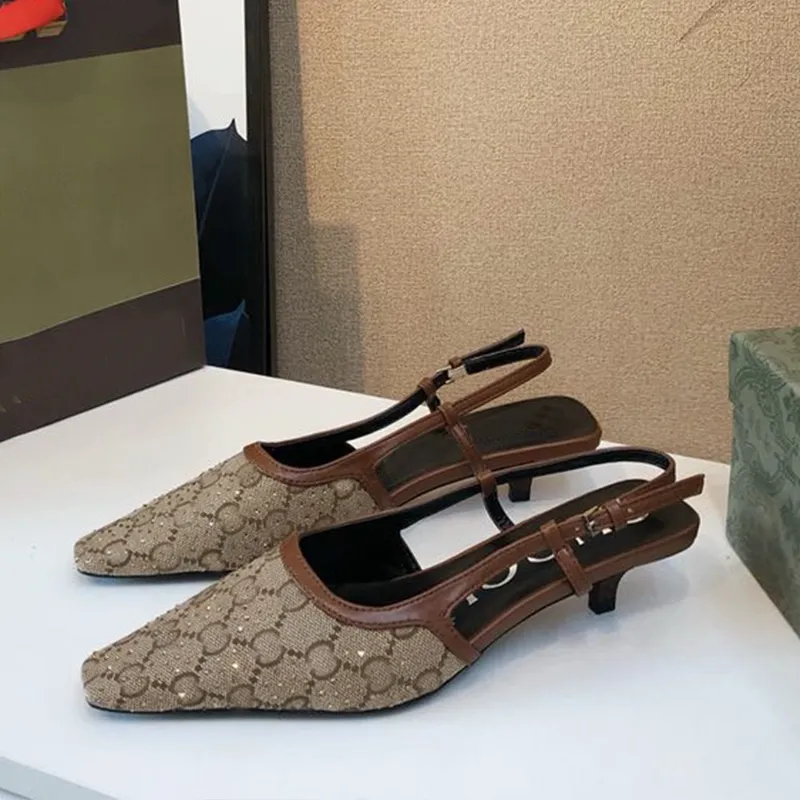 Diseñador tacones bajos slingback bomba mujeres zapatos de vestir de lujo sandalias de calidad superior malla de damas con crist