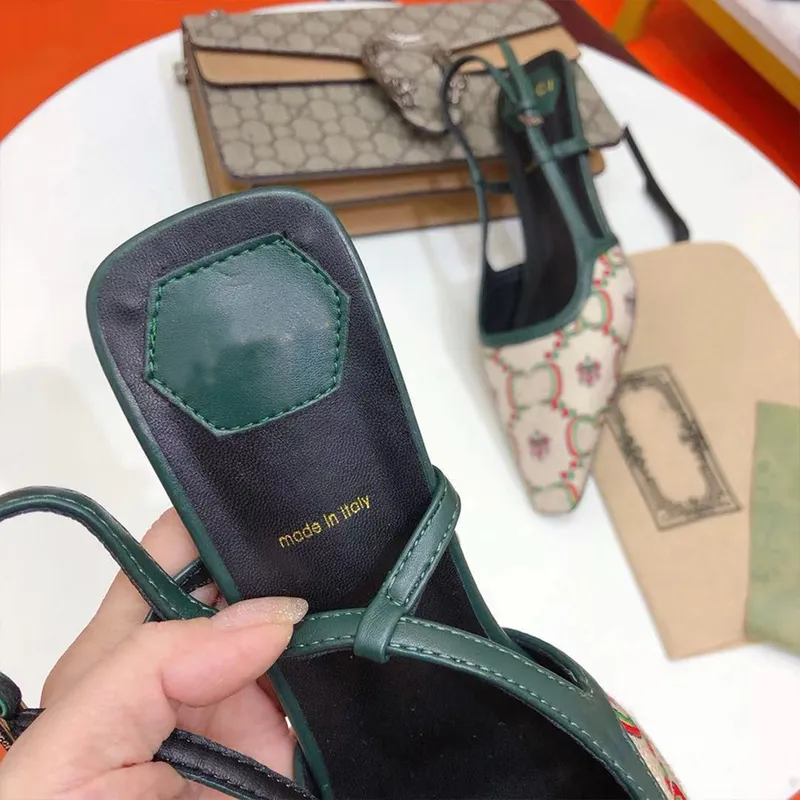 Diseñador tacones bajos slingback bomba mujeres zapatos de vestir de lujo sandalias de calidad superior malla de damas con crist