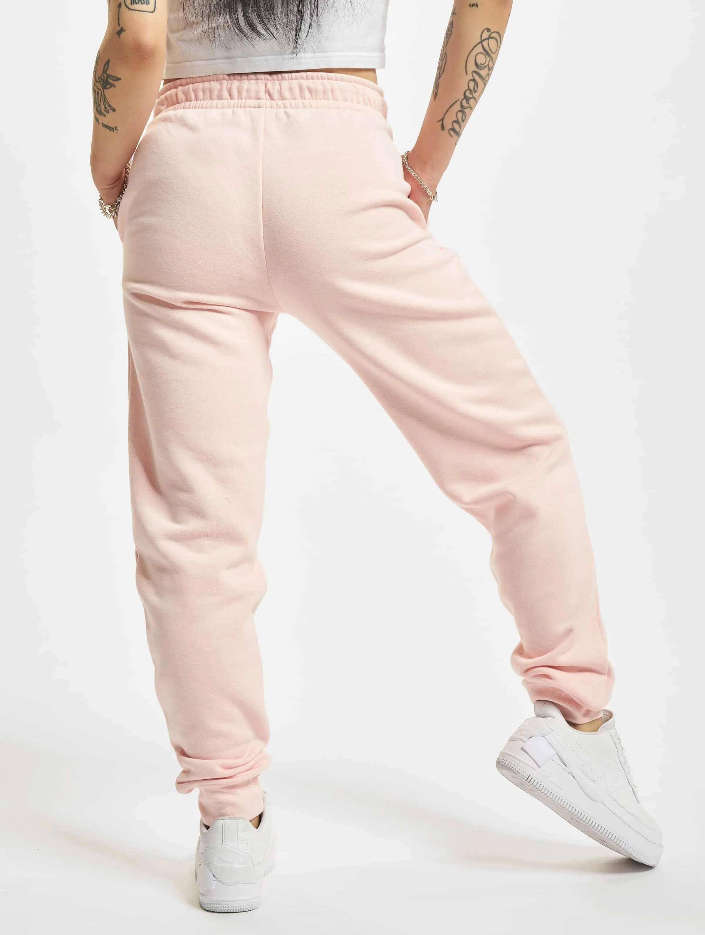Essentials Flc Mr Pnt Rg