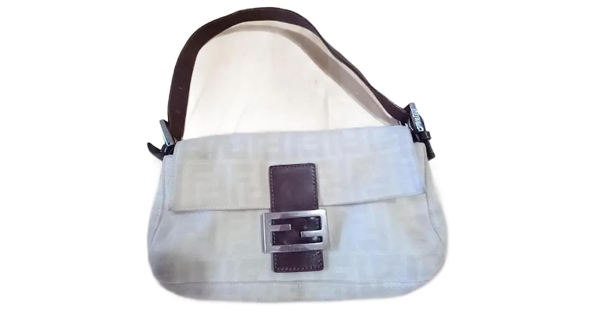 Fendi mamá baguette Beige 