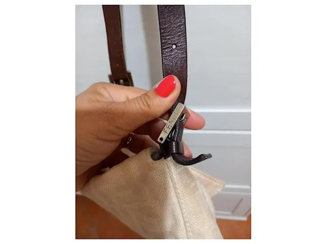 Fendi mamá baguette Beige 