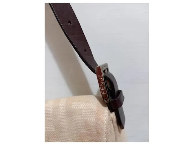 Fendi mamá baguette Beige 