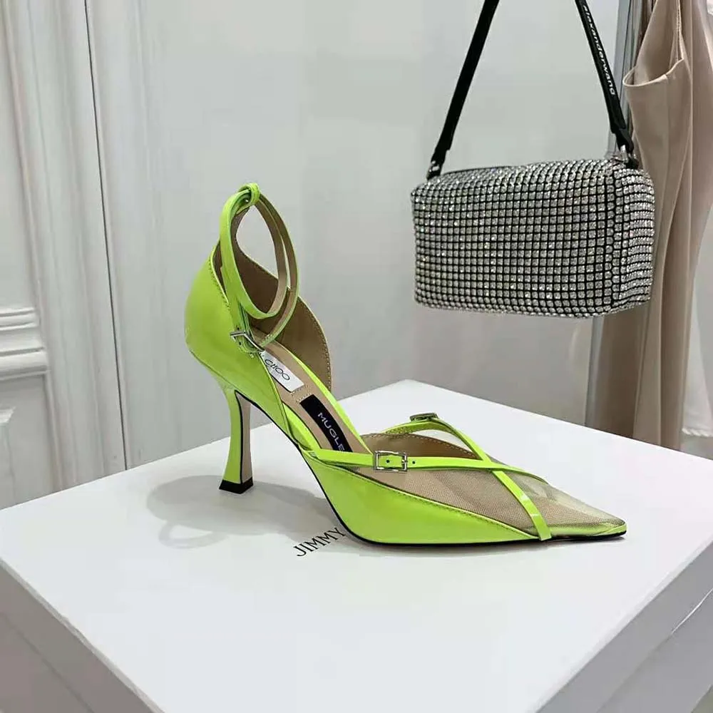 Jimmy Choo Zapatos de tacón con correa Mugler para mujer, charol amarillo neón y zapatos de tacón de malla con correas
