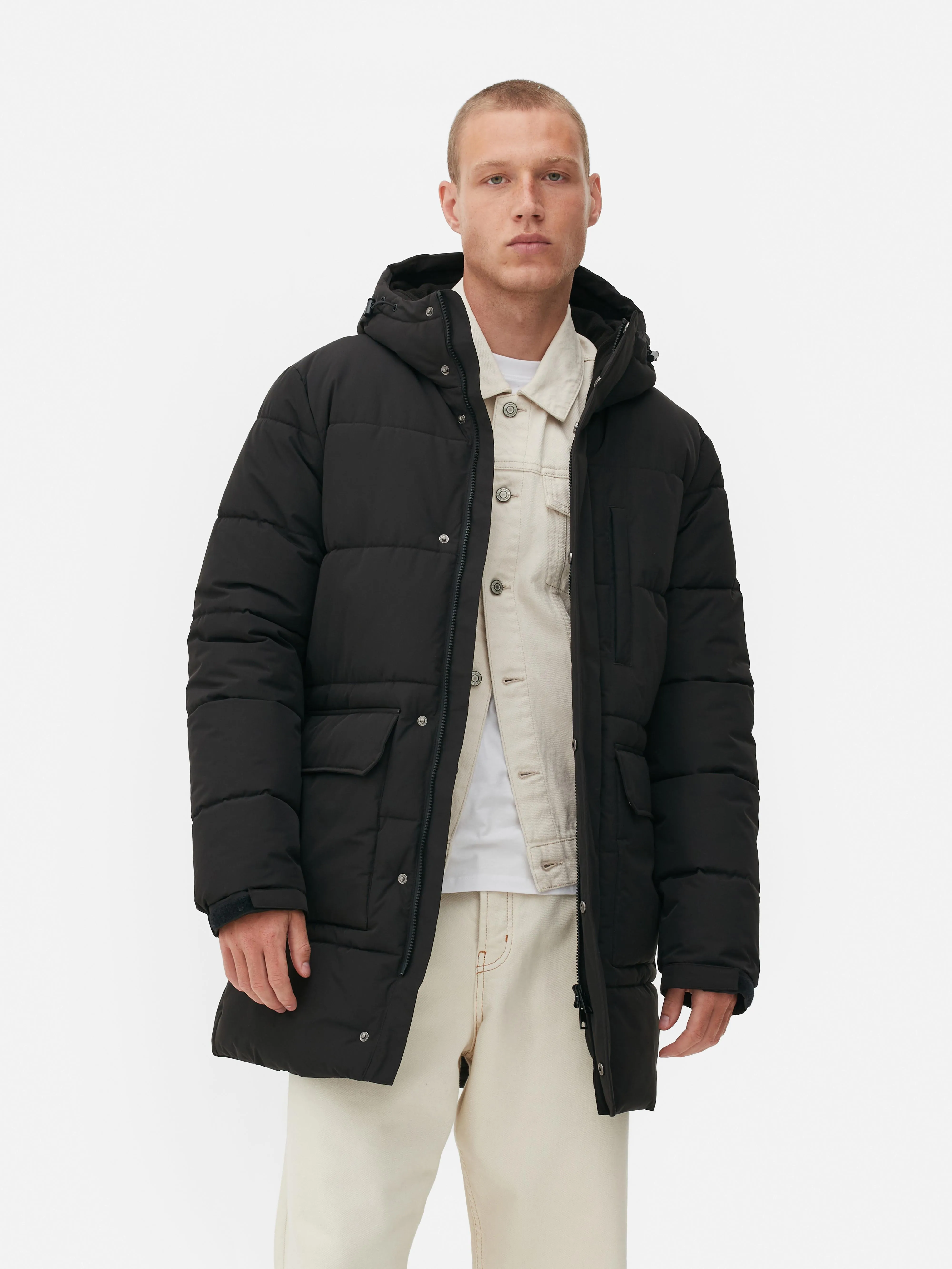 Parka acolchada con capucha
