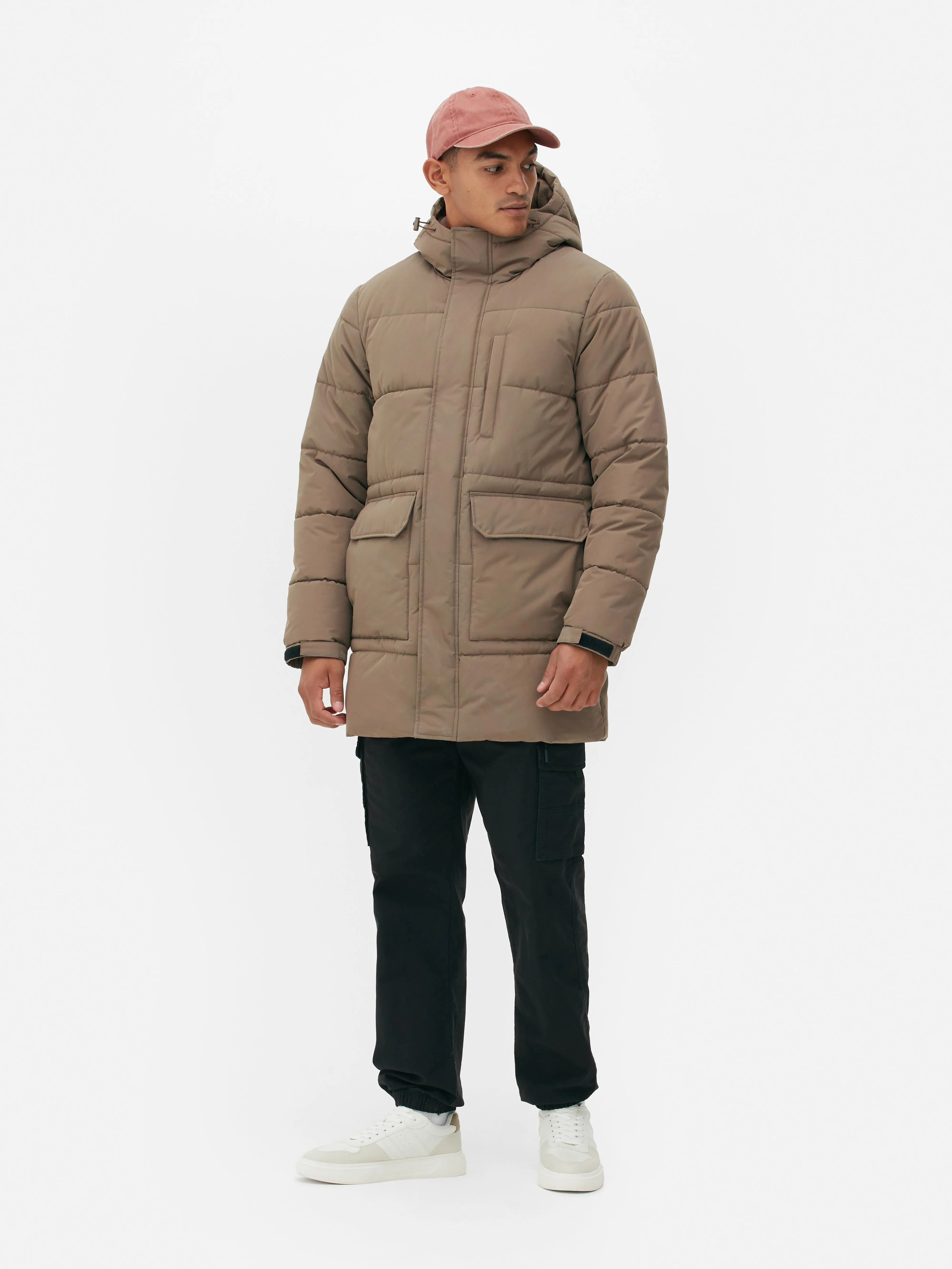 Parka acolchada con capucha