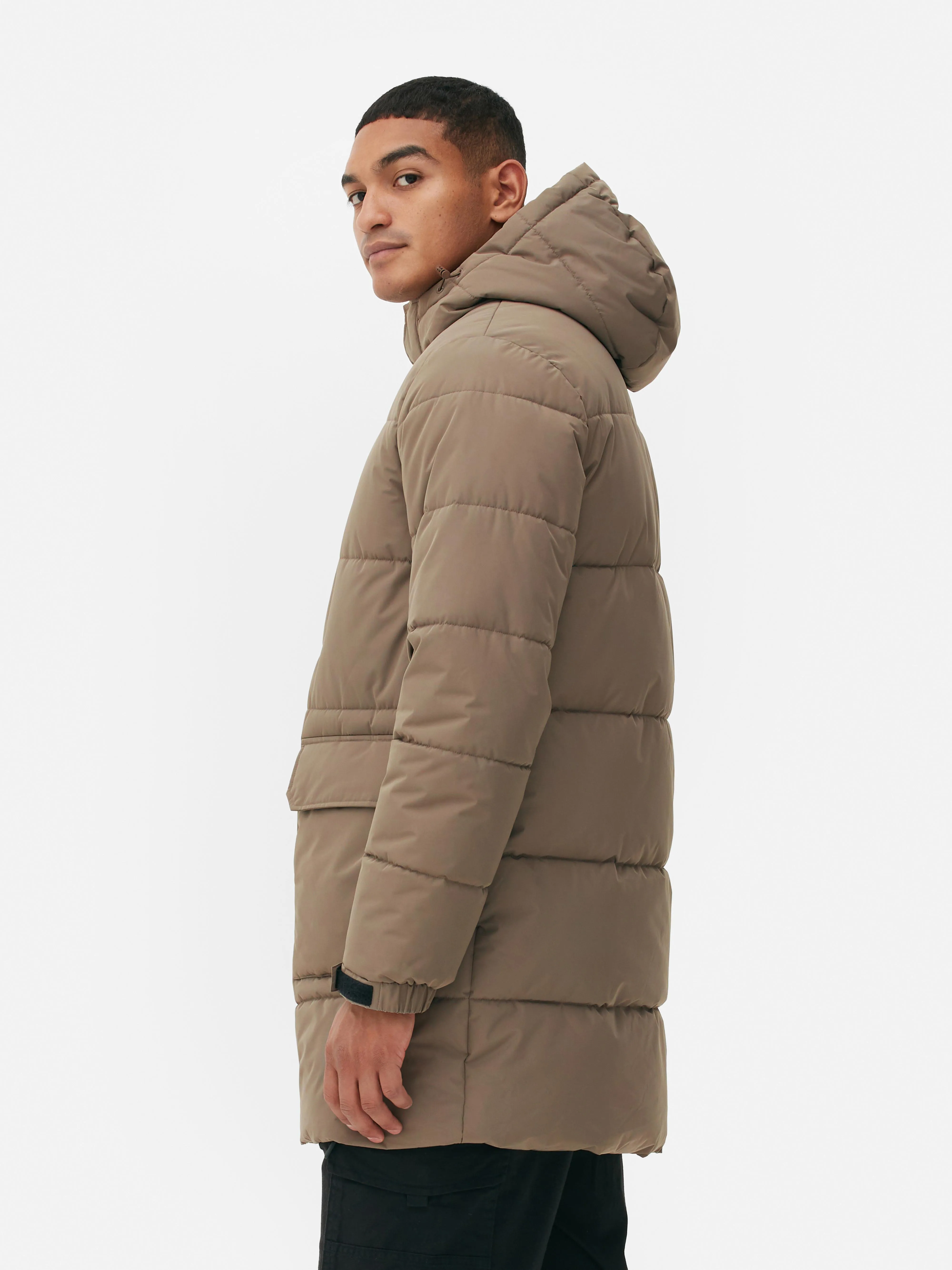 Parka acolchada con capucha