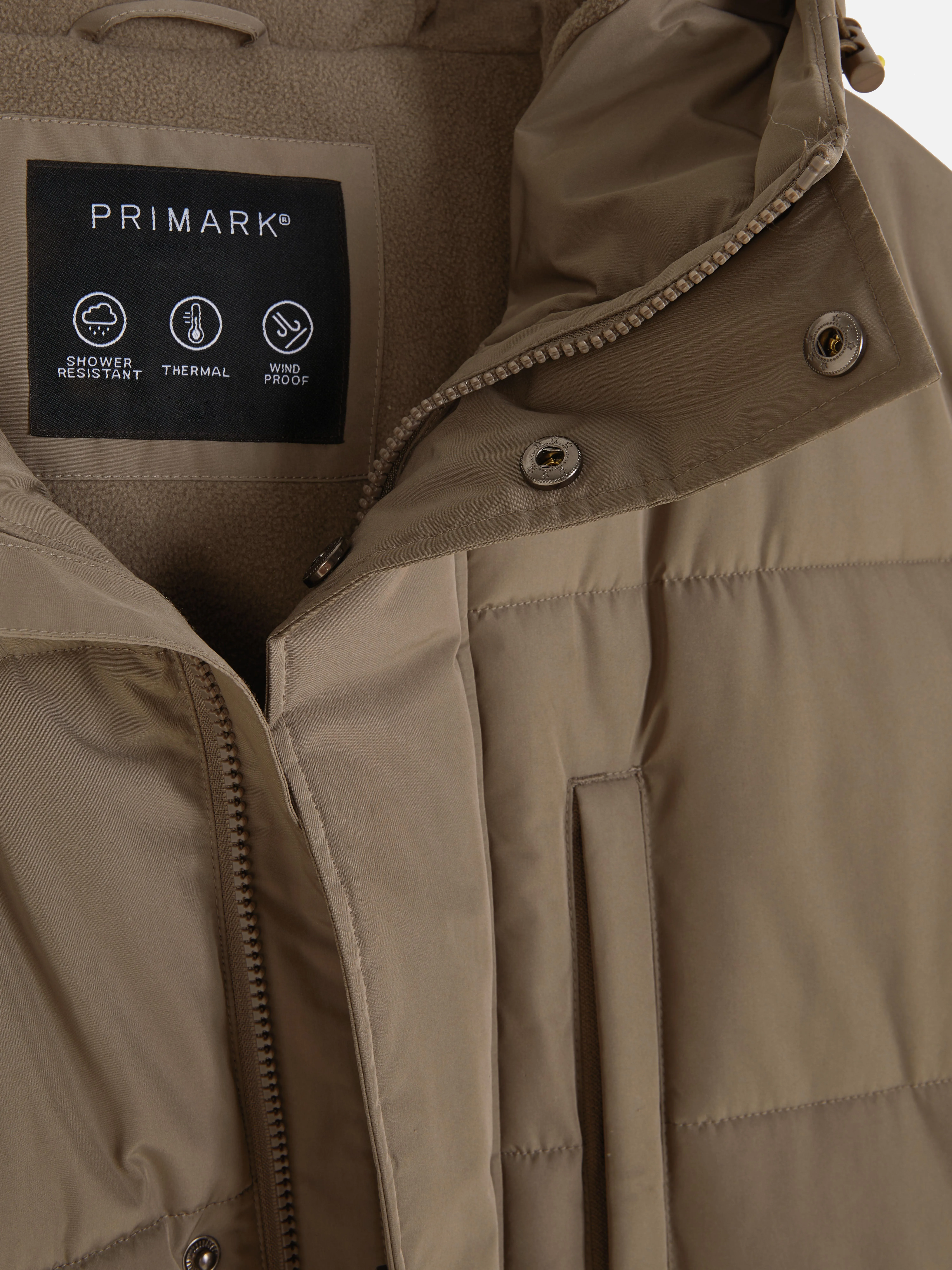 Parka acolchada con capucha