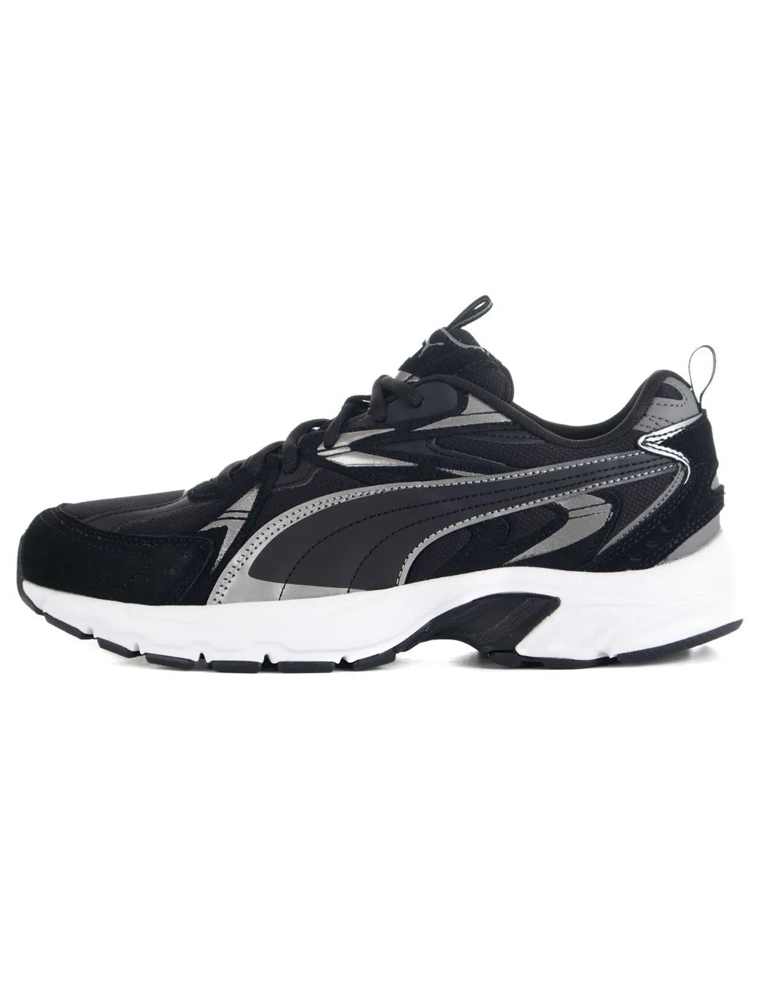 PUMA  ZAPATILLAS NEGRO Y PLATEADO MILENIO TECH SUEDE 393489 01 HOMBRE