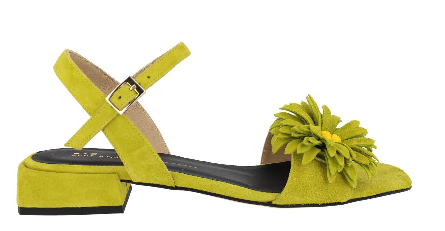 Sandalias de ante con adorno de flor para mujer