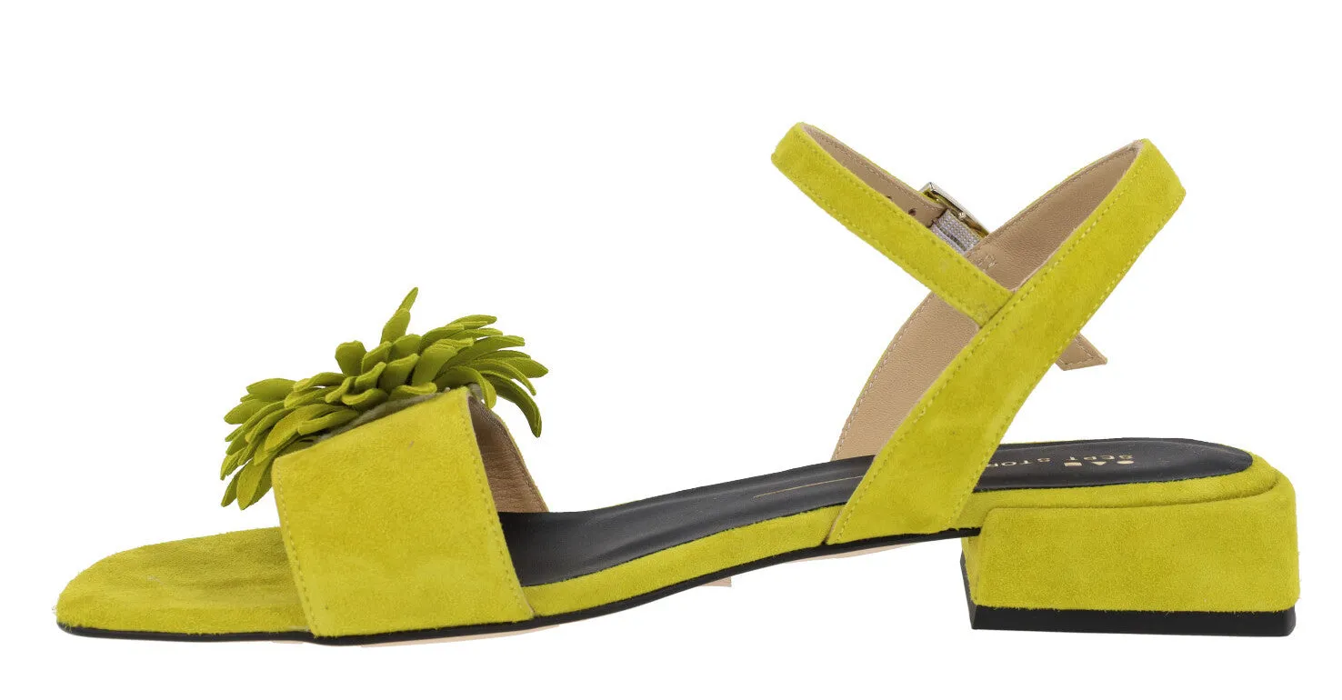 Sandalias de ante con adorno de flor para mujer