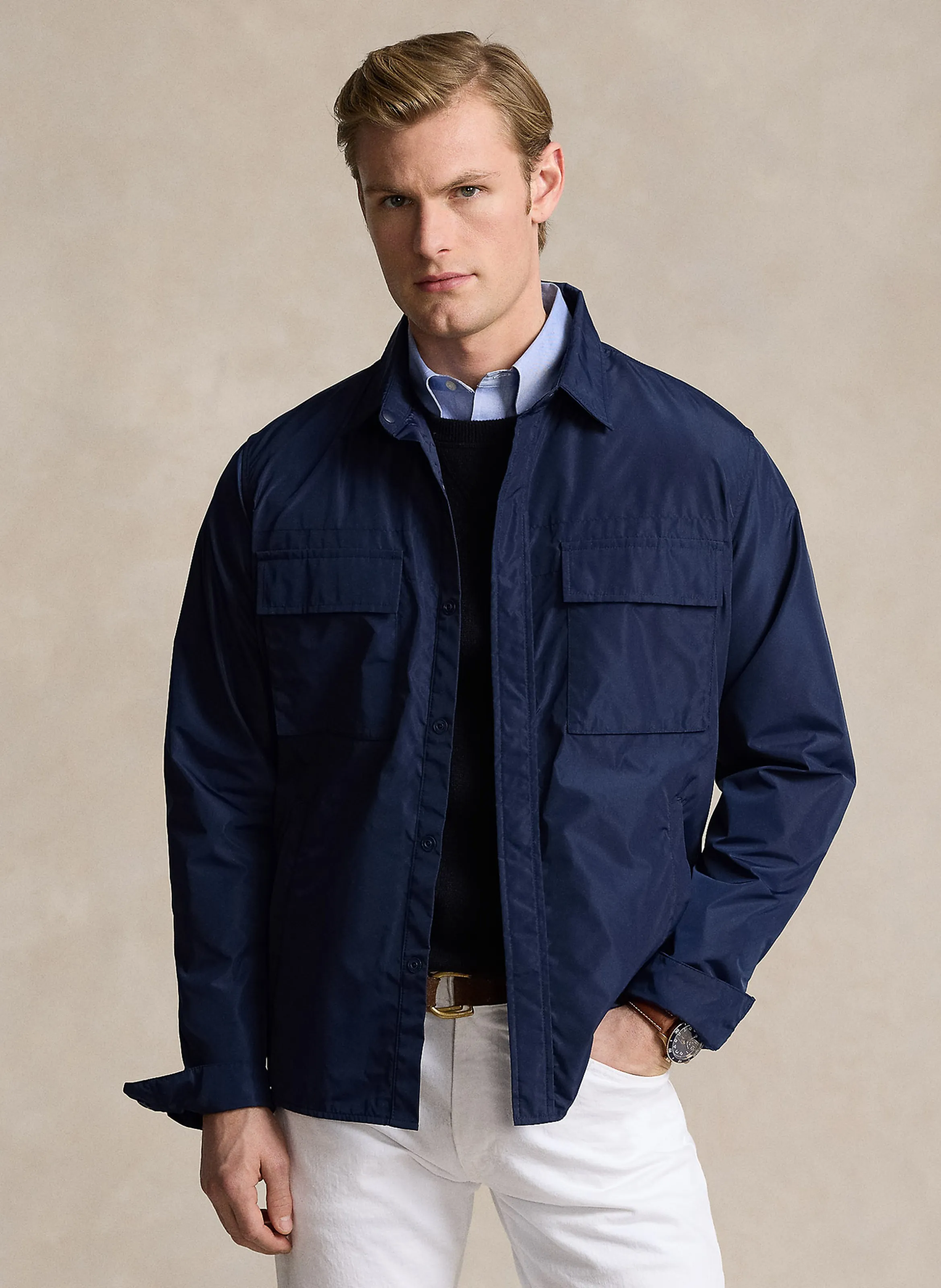 Sobrecamisa recta con cuello clásico en azul