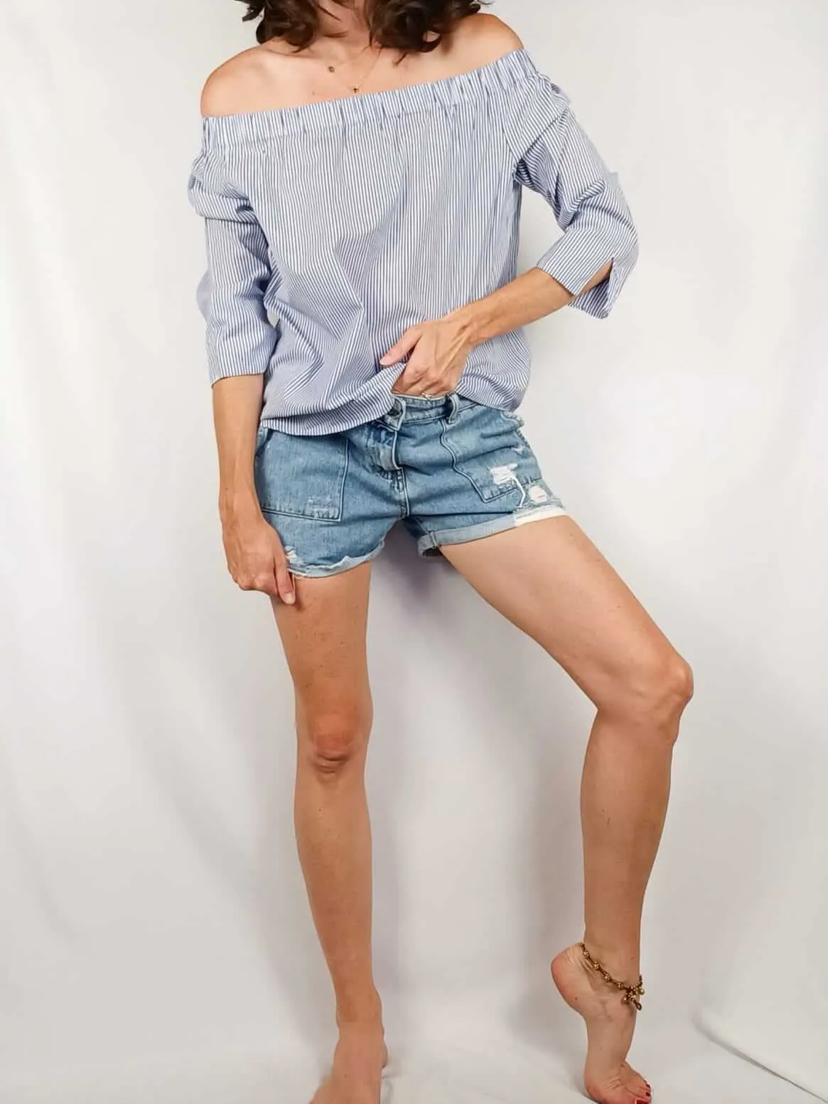 ZARA.Blusa rayas aul y blanco cuello barco T.xs